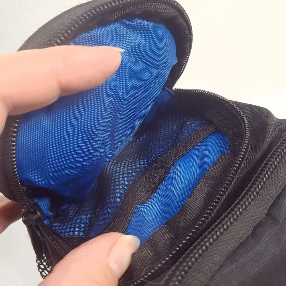Case Logic camera case bag compact point & shoot film black blue caselogic strap